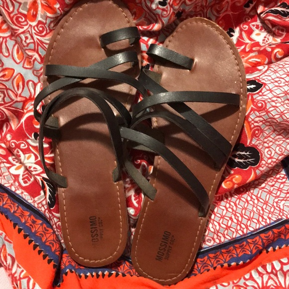 Shoes - Black sandals size 9